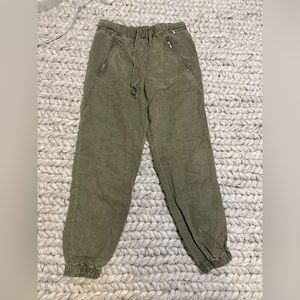 Zara- khaki cargo pants/joggers Size XS